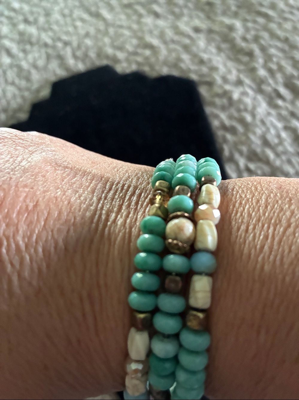 Turquoise Beaded Coil Bracelet - Unbranded - Picture 3 of 5